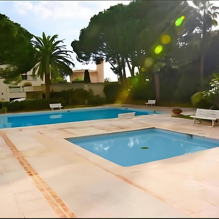 Golfe Juan Studio Dans Residence Avec Piscine Vallauris Exterior photo