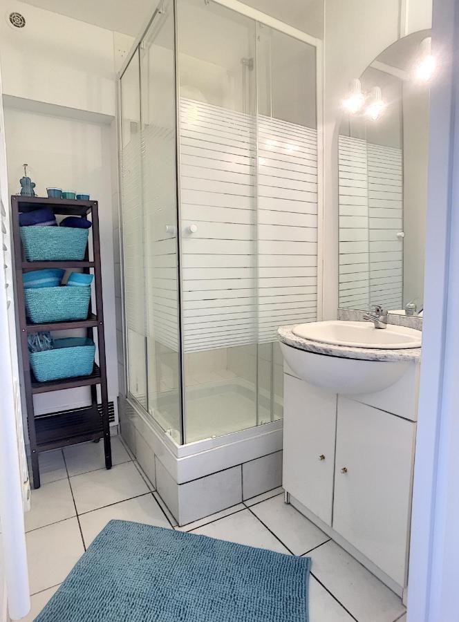 Golfe Juan Studio Dans Residence Avec Piscine Vallauris Exterior photo